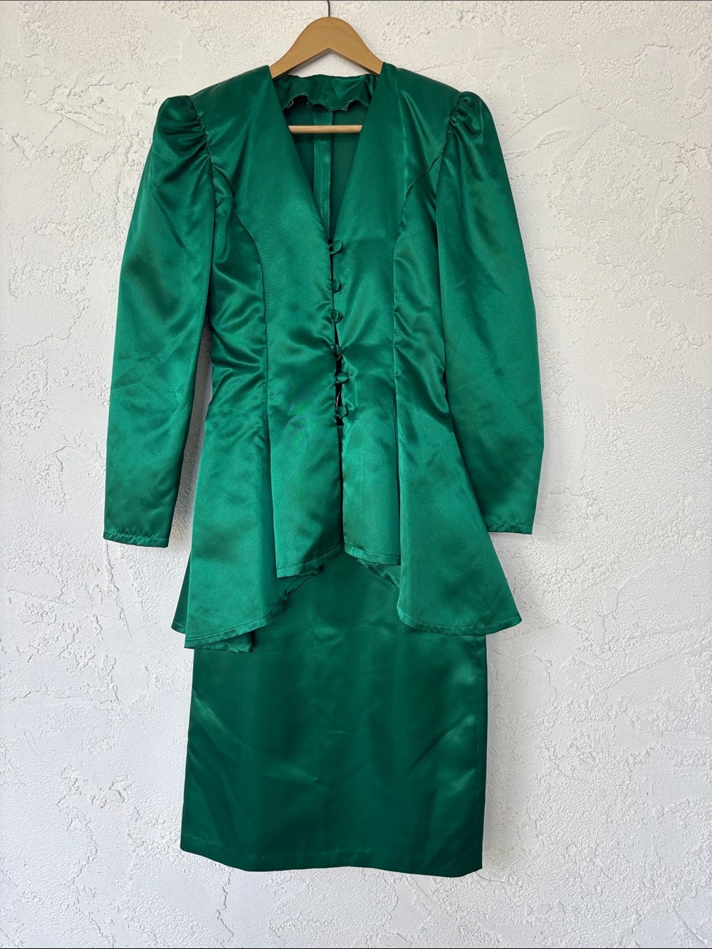 Vintage Emerald Green Long Sleeve Dress Two-Piece Look